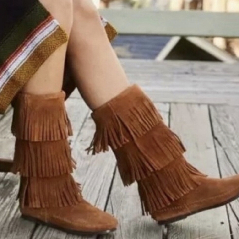 Minnetonka 3 Layer Fringe Genuine Leather Moccasin Mid Calf Boho Boots  1632